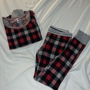 Victoria’s Secret Holiday Pj Set